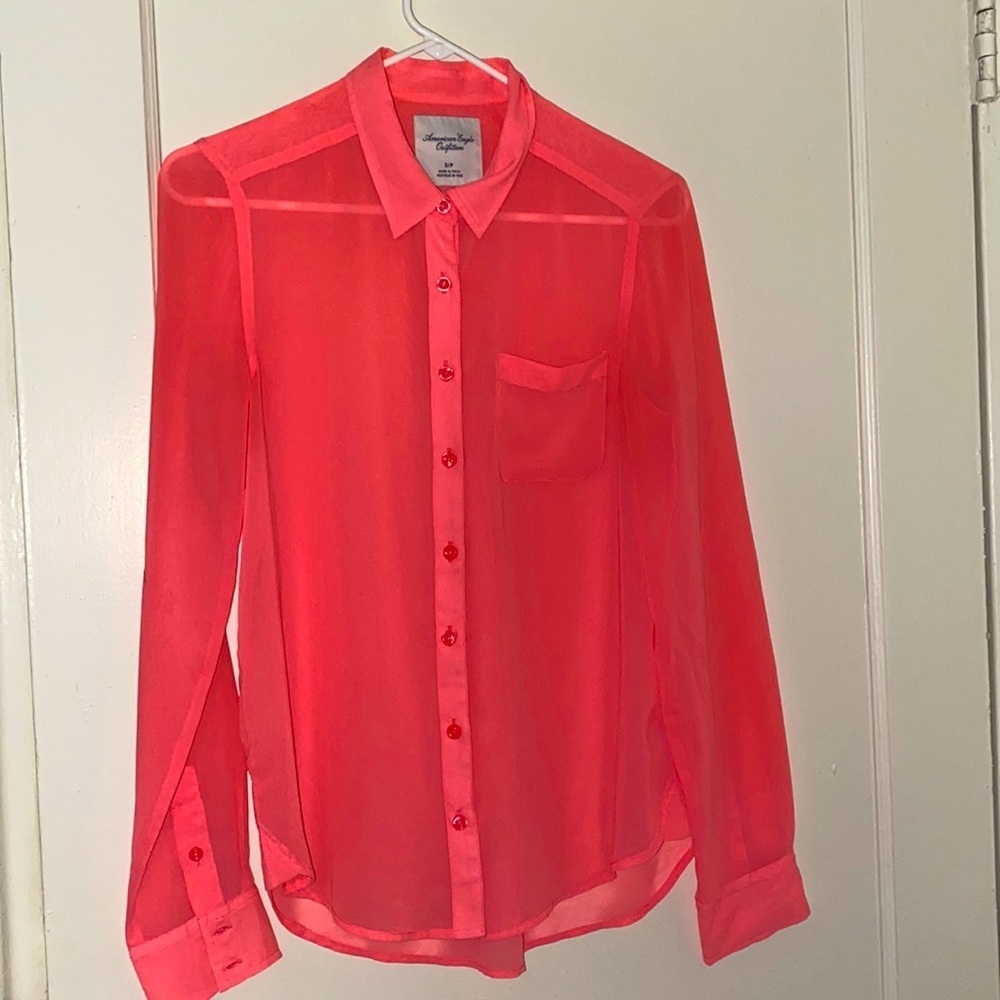 American Eagle pink button down size: S